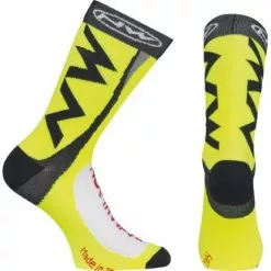 CALCETINES NORTHWAVE EXTREME TECH PLUS -BICICLETAS Tienda de ventas northwave extreme socks yellow