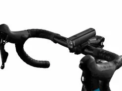 LUZ DELANTERA GIANT RECON HL 800 -BICICLETAS Tienda de ventas recon hl800400000185 2